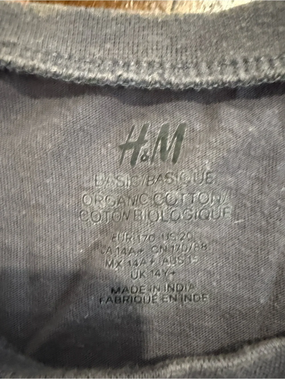 H&M organic cotton black & grey T-shirt